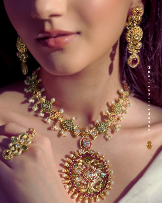 Aarani set